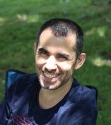 Ozgur Karcı