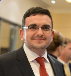 Silvio M. Vieira