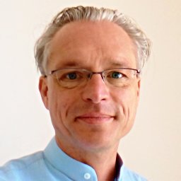 Axel Blau
