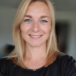 Anouk M. Borst