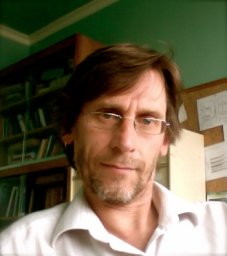 Mark J Fernée