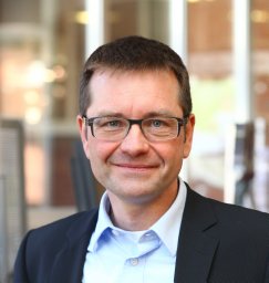 Guido Buenstorf