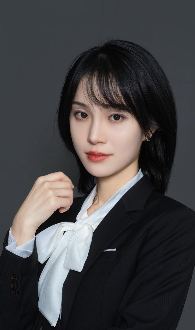 Qiqi Zhu