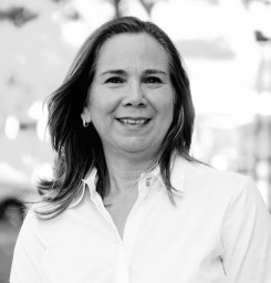 Lucy E. García