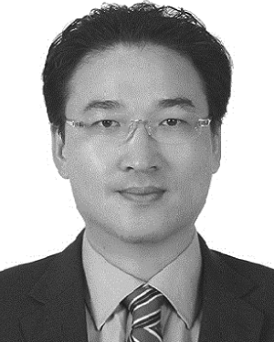 Jae Woo Kim