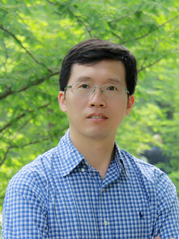 Rongcheng Lin