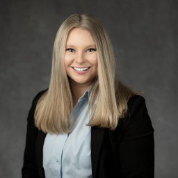 Lauren M Slosky