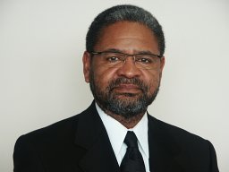 Carlos R. Reis