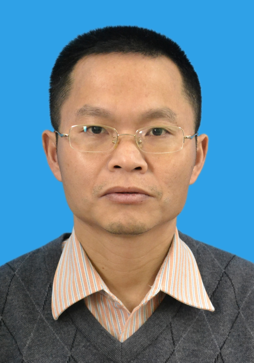Jingliang Su