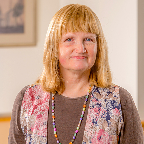 Cynthia L Jackson