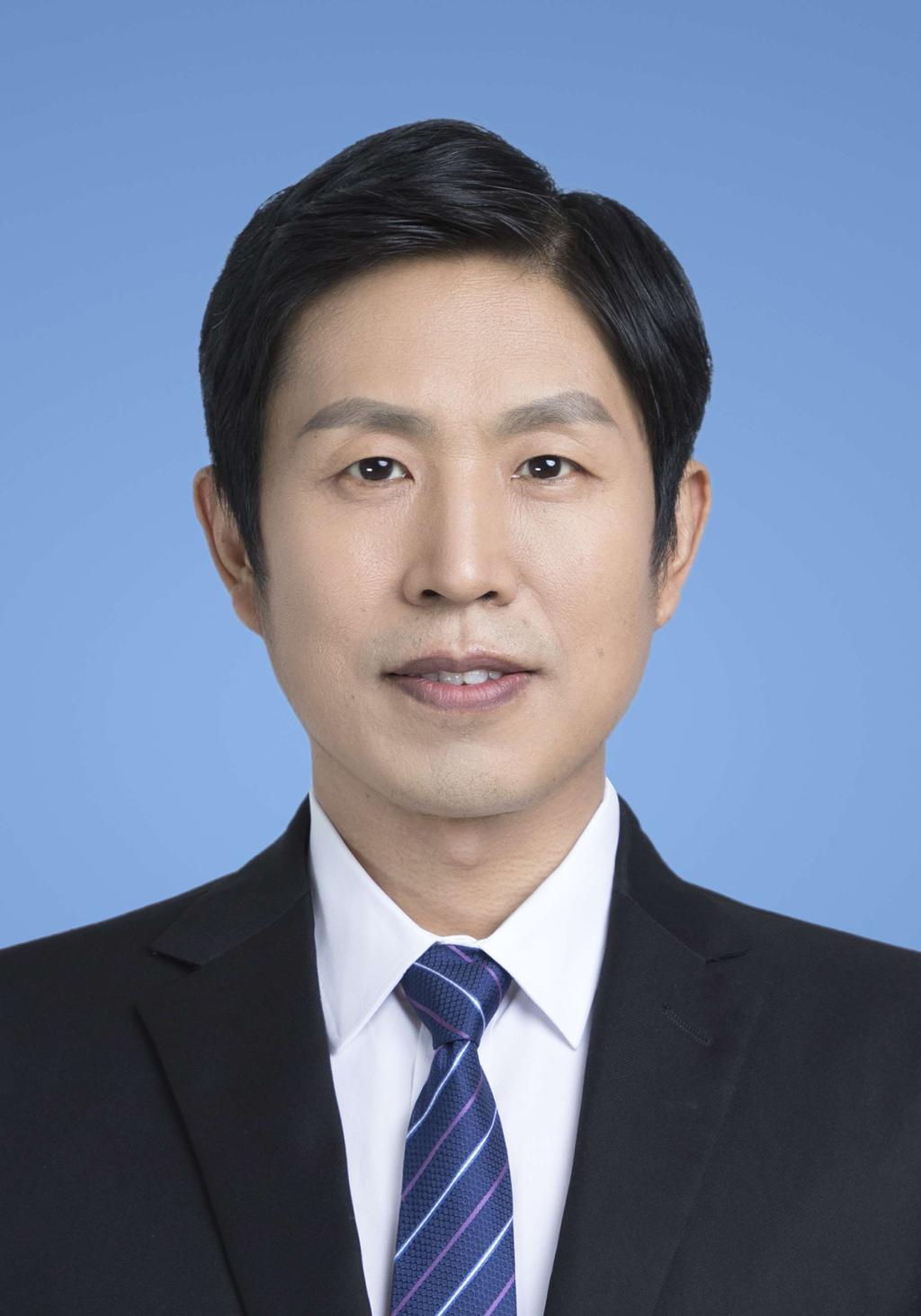 Yumin Liu