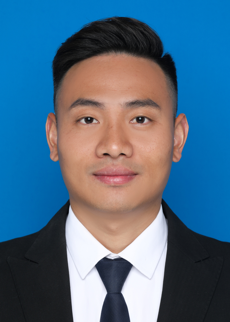 Wenhuan Kuang