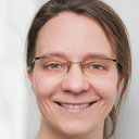 Manuela Benary