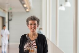 Marjan J Meinders