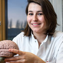 Anne van der Meij