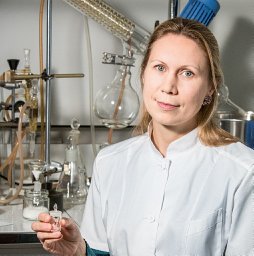 Olesia N. Makhutova