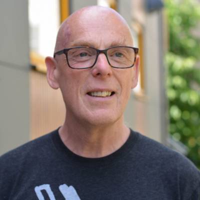 Simon G. Thompson