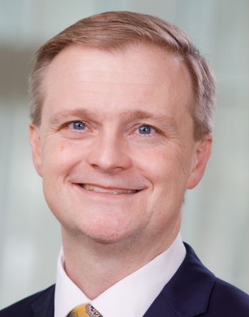 Russell J McCulloh