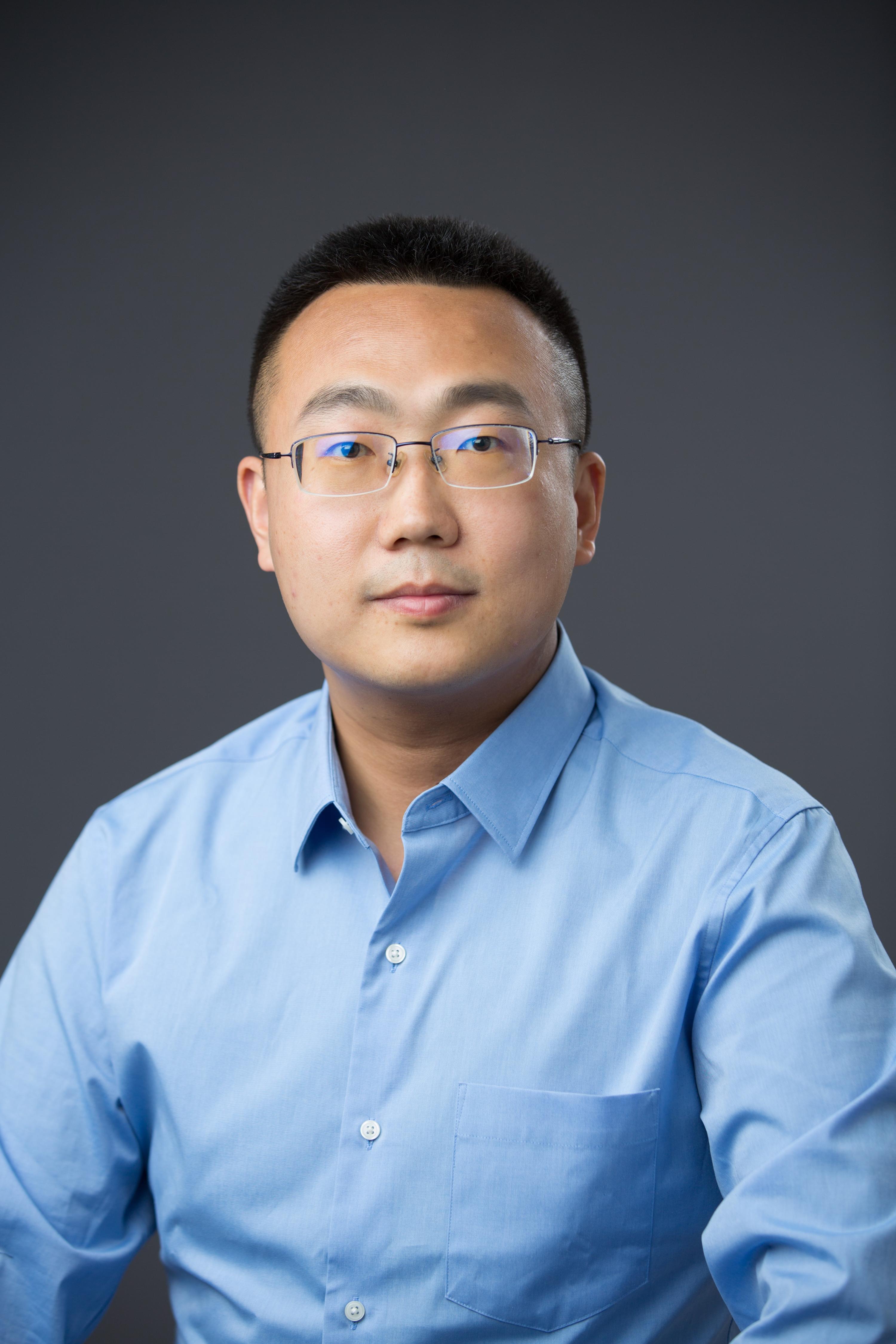 Chenguang Qiu