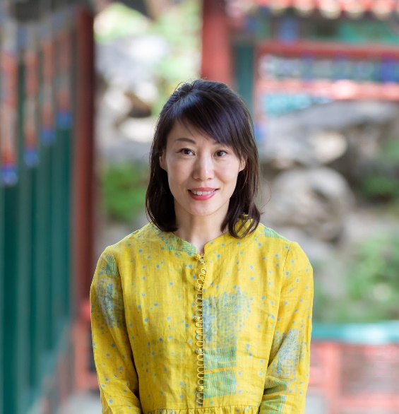 Yujuan Li