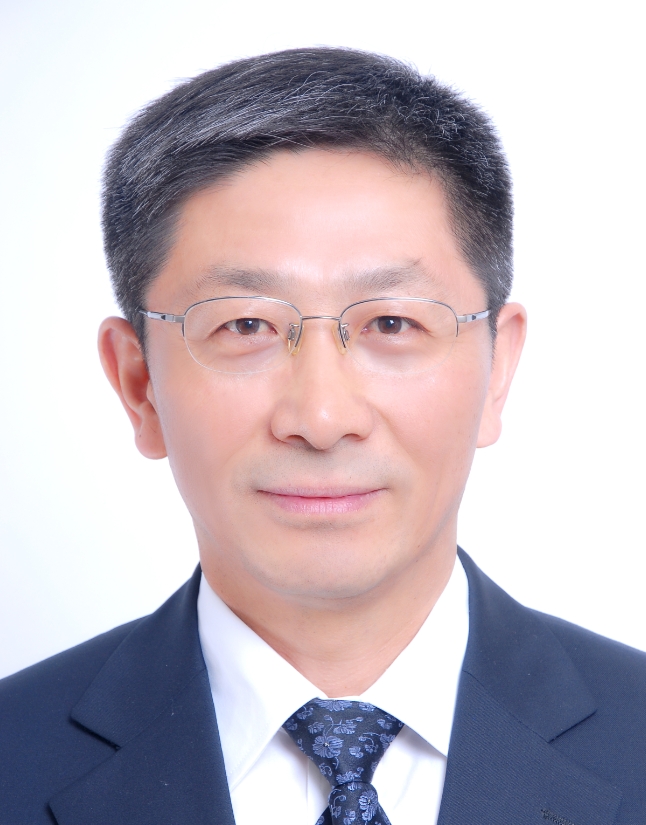 Binglong Li