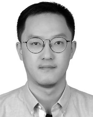 李东