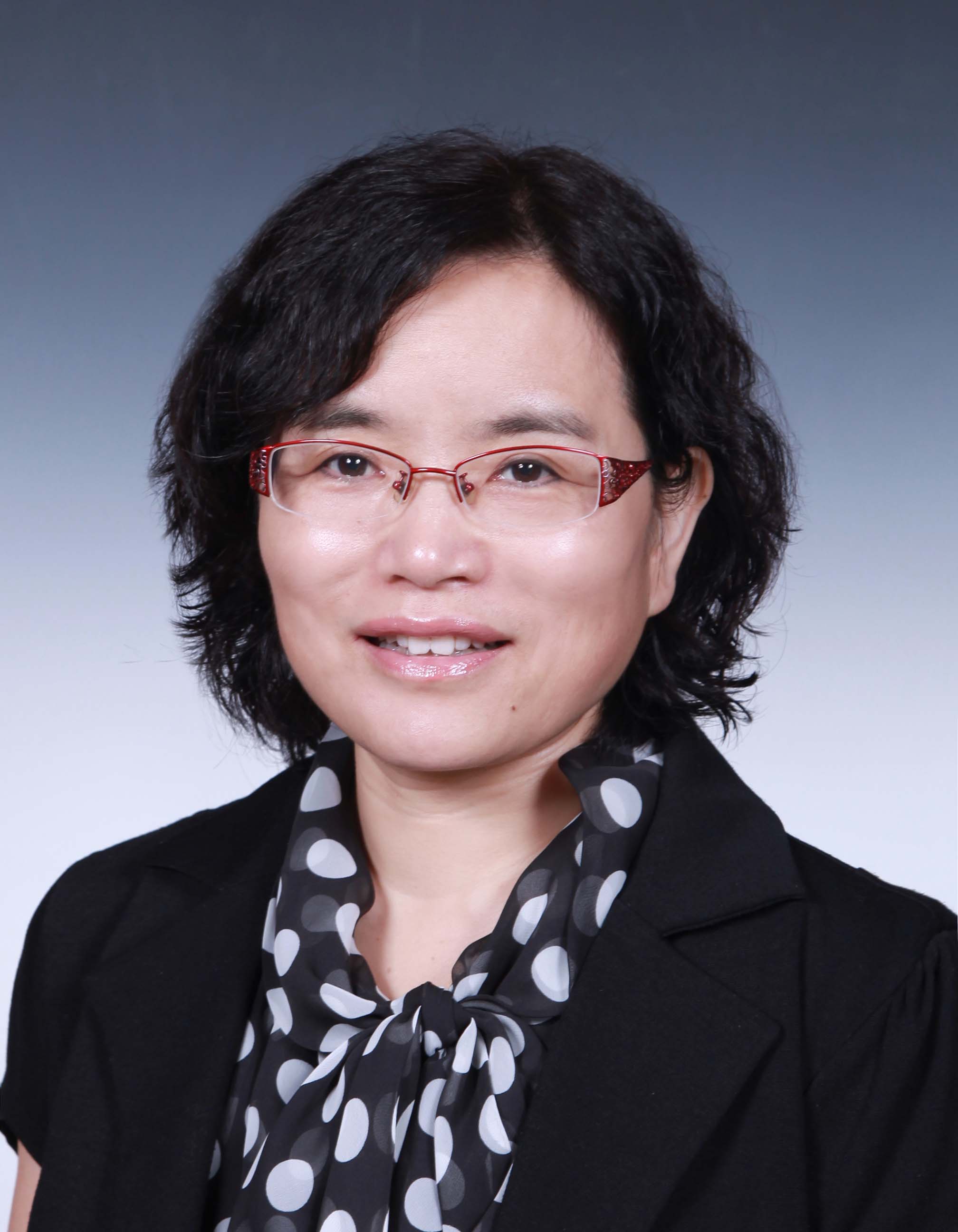 Jianxia Hou