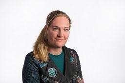 Annemiek T. Harder