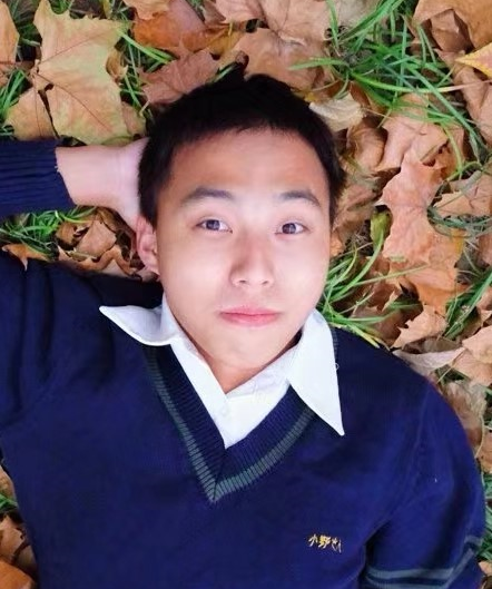 Yuhang Zheng