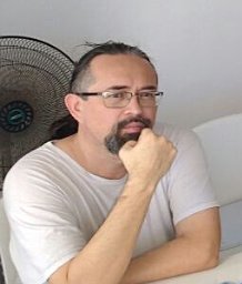 Santy Peraza-Echeverria
