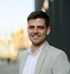 Jan K. Kazak