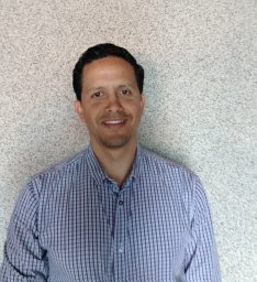 Luis C. Esquivel-Salas