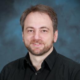 Edmon Begoli