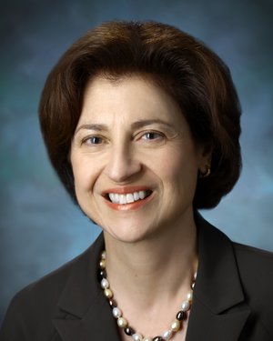 Suzanne Louise Topalian