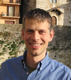 Zachary R Hunter