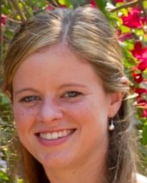 Lindsay M Reynolds