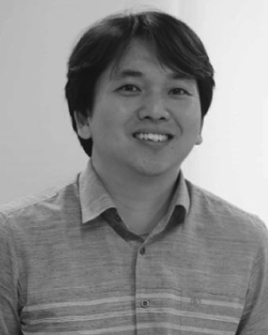Hee-Seok Kim