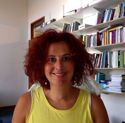 Ana Deumert