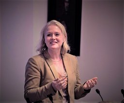 Annebel H. B. De Hoogh