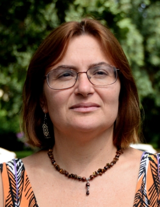 Cláudia Lúcia de Moraes Forjaz