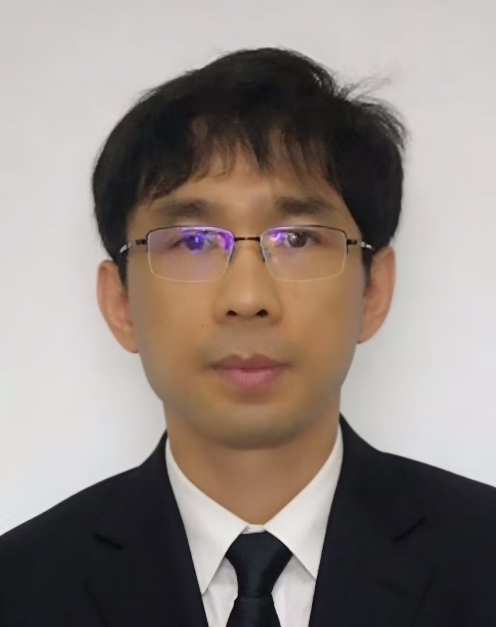 Huiliang Shang