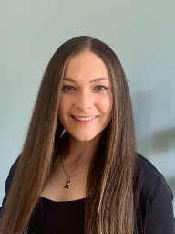 Danielle M Mullis