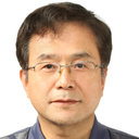 Young Ha Rhee