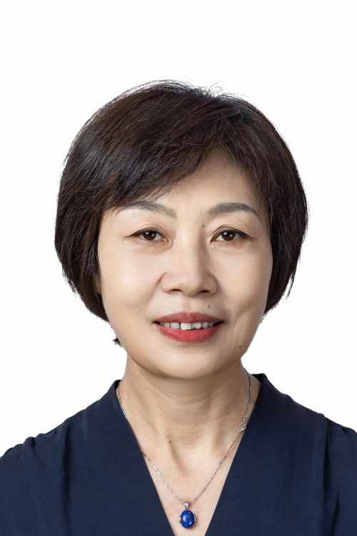 Zhifang Li