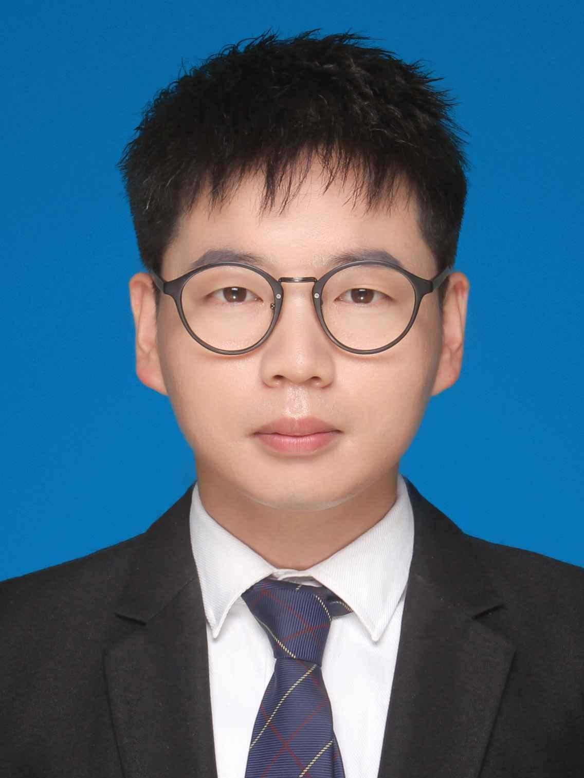 Zhiwei Ye
