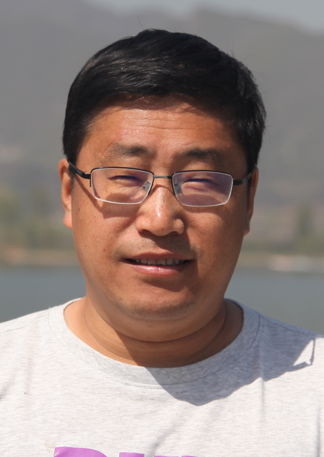 Shiliang Li