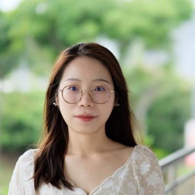 Tianyiyi He