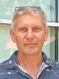 Uwe Terton
