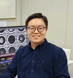 Hyun-Ro Lee
