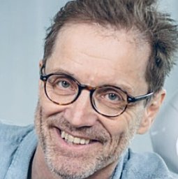 Thomas Hellström